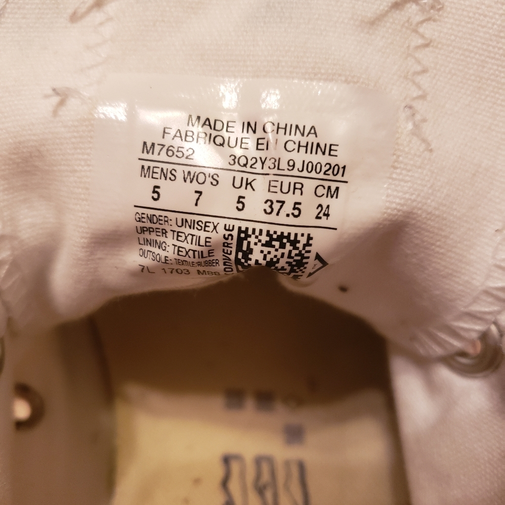 Converse - Picture 4 of 4